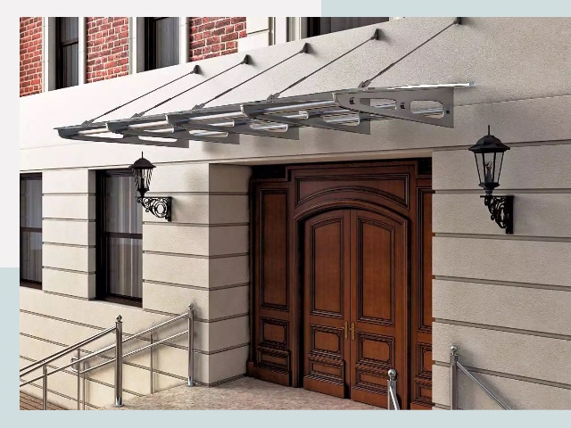 Металлические козырьки от 606 руб. в Сасове